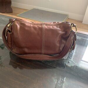 Brown Fossil leather handbag
